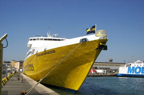 Traghetto veloce per Isola Elba Corsica Ferries