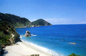 spiaggia-la-sorgente