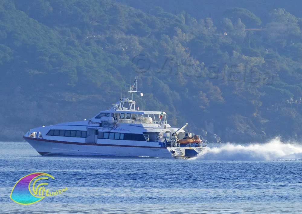 Traghetto Veloce Catamarano Schiopparello Jet